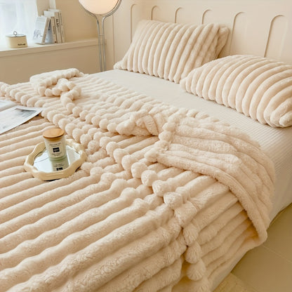 Luxurious Faux Fur Throw Blanket